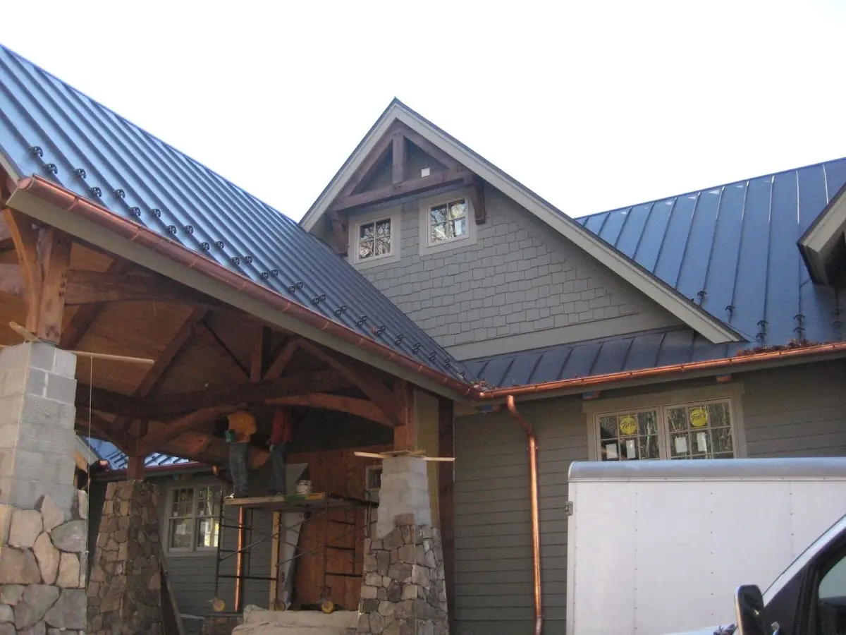 Craftsman Roofing team delivering quality roofing work in Minot